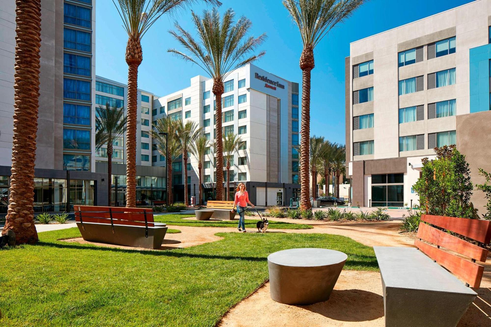 Residence Inn By Marriott At Anaheim Resort/Convention Center Exterior photo